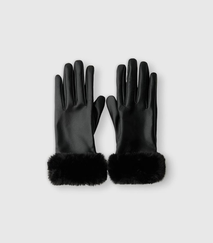 faux leather gloves.jpeg